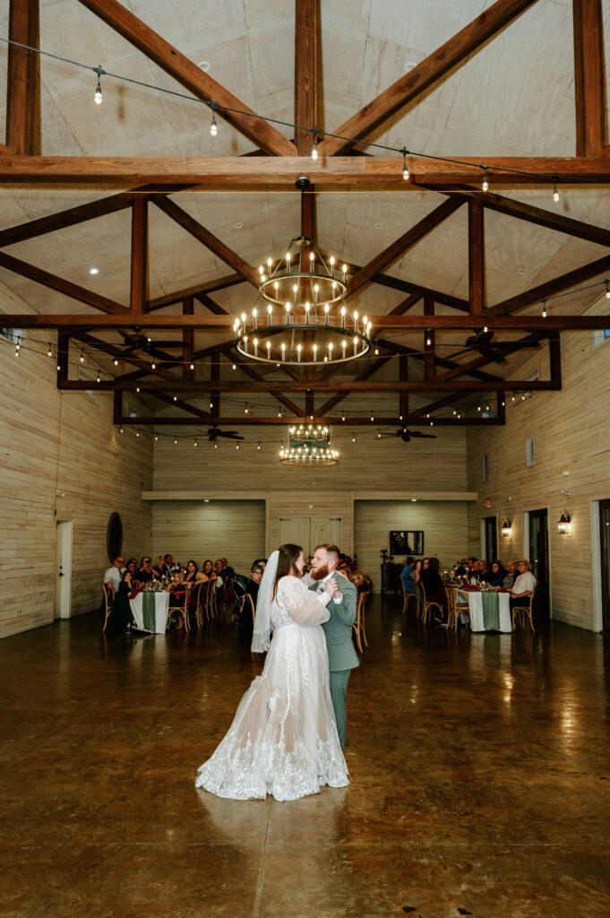 2025 Wedding Trends Brides Will Love in North Carolina • Copper Ridge ...